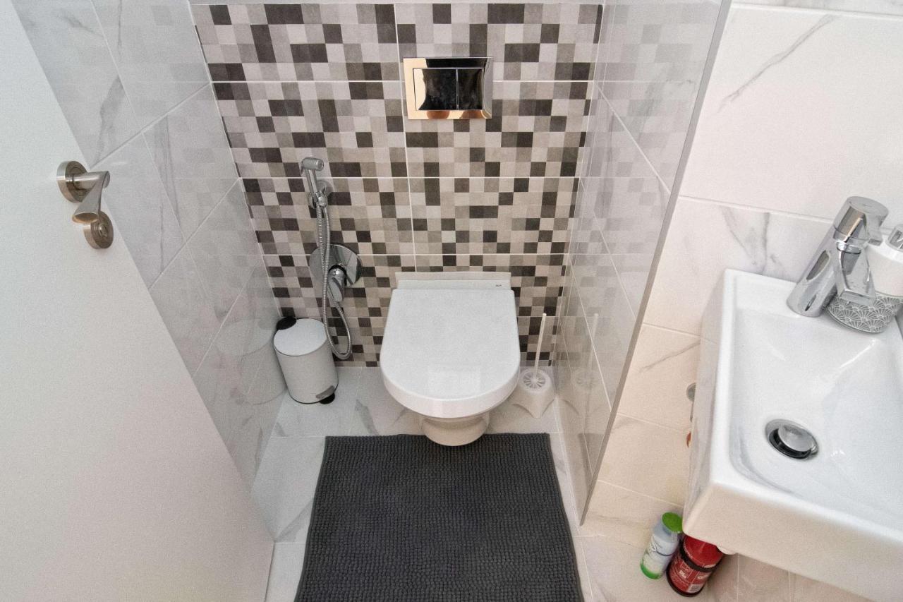 Luxury City Center Two Bedroom Apartment Close To Beach Βάρνα Εξωτερικό φωτογραφία